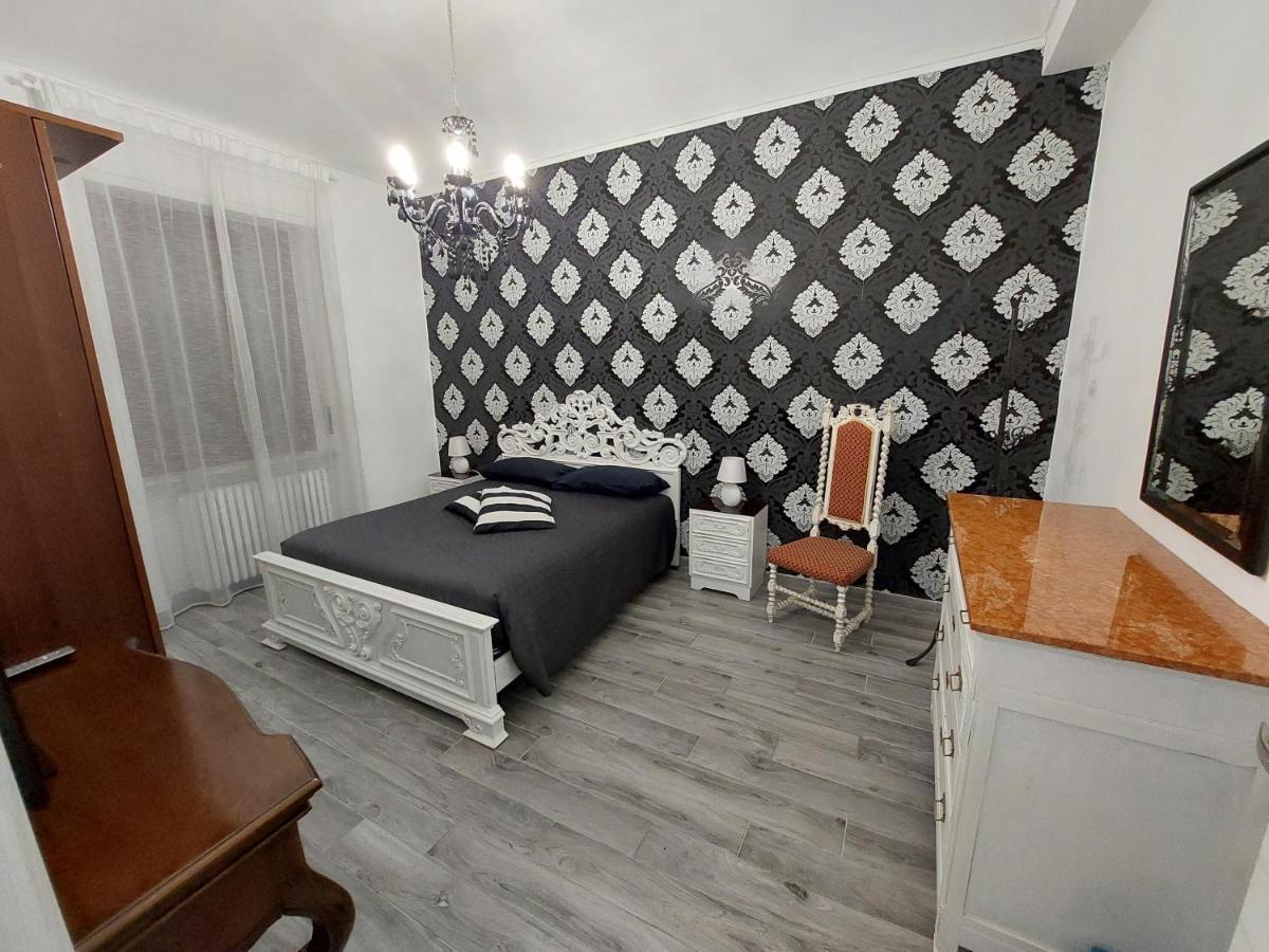 Apartamento Casa Bumbunin, Vicino Al Centro E Al Politecnico Turín Exterior foto